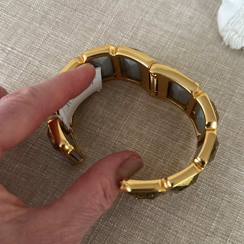 NWT | J Crew Hinged Rectangle Stone Bracelet in Burnished Gold - Picture 10 of 14